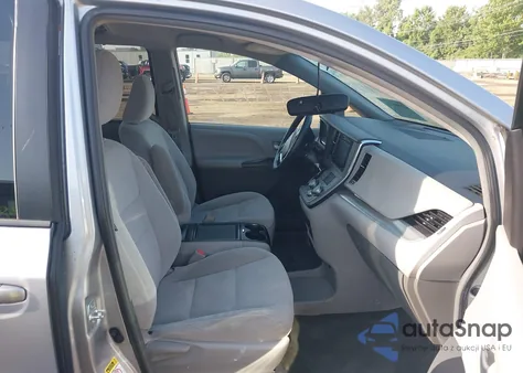 2015 Toyota Sienna Le 8 Passenger из США, поврежденный, VIN 5TDKK3DC2FS674908